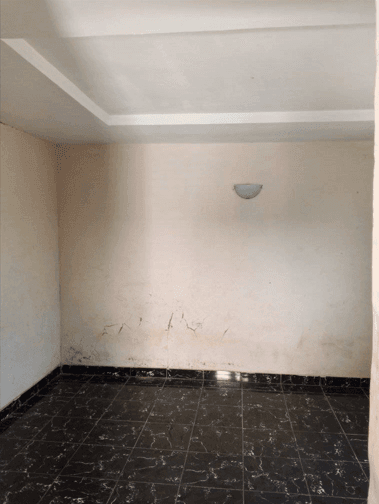STANDARD SELF-CONTAIN APARTMENT FOR RENT IN SABO IDDO, AIRPORT ROAD—CLOSE TO UNIVERSITY OF ABUJA PERMANENT SITE