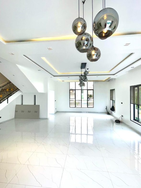 Brand New 6 Bedroom Fully Detached Duplex For Sale