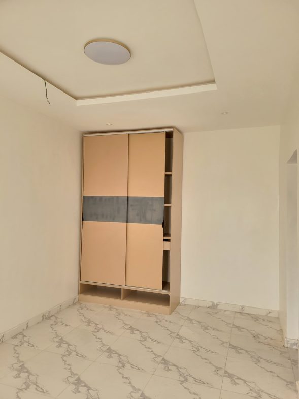 Luxury 2 bedroom apartment is available