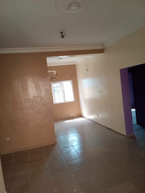 2 bedroom apartment is available