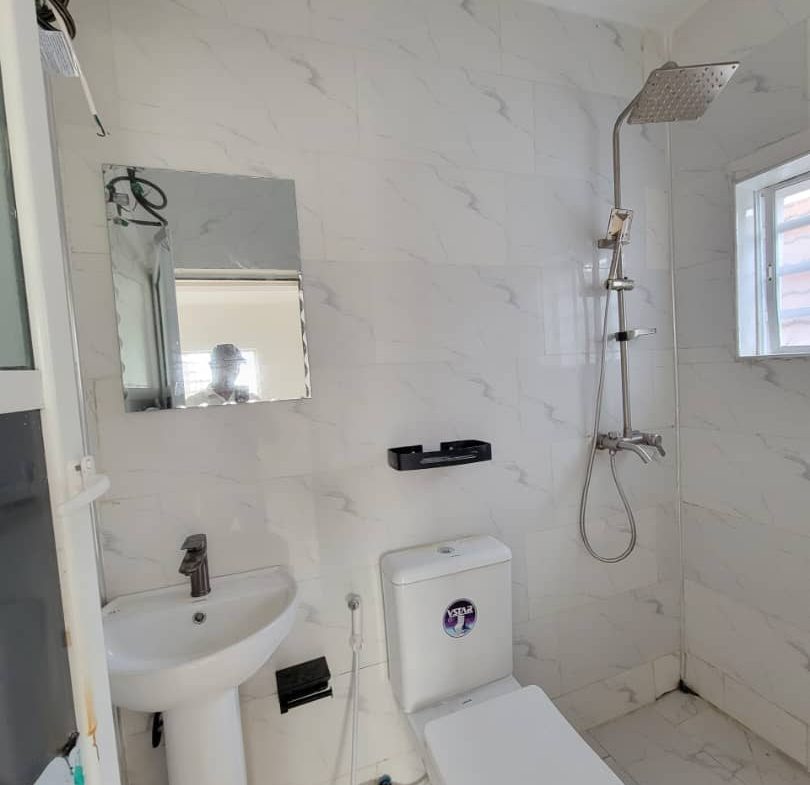 Luxury 2 bedroom apartment is available