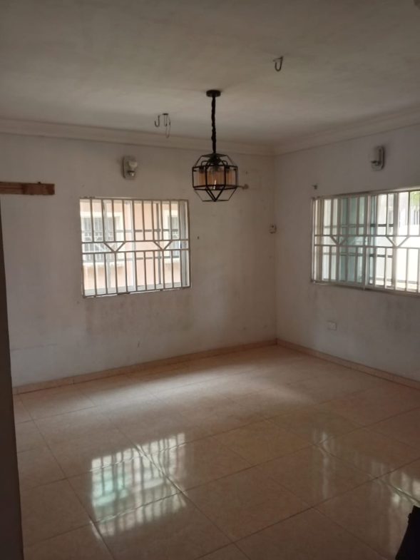 4 bedroom duplex is available