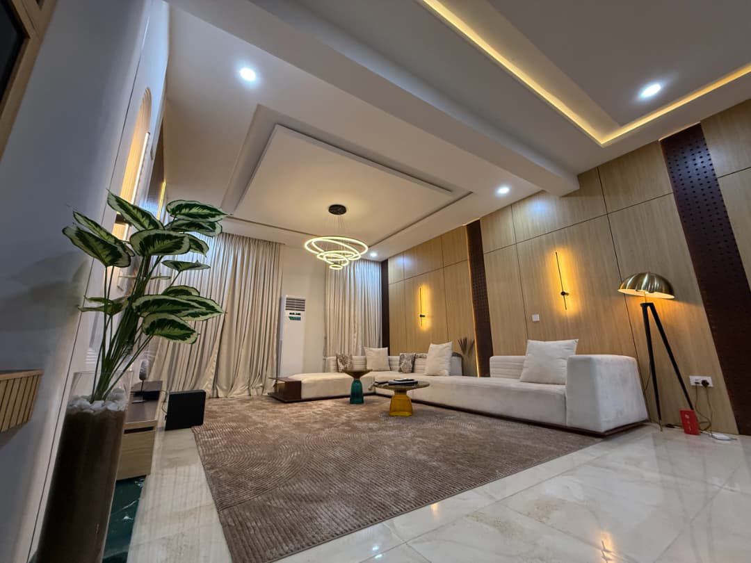 Furnished Luxury 3 bedroom terraced duplex