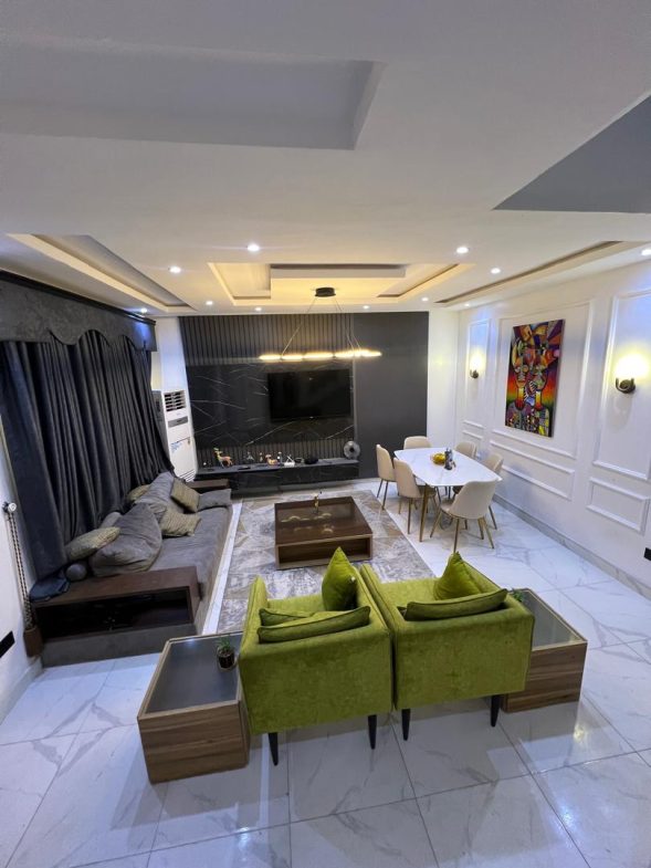 Furnished Luxury 3 bedroom terraced duplex