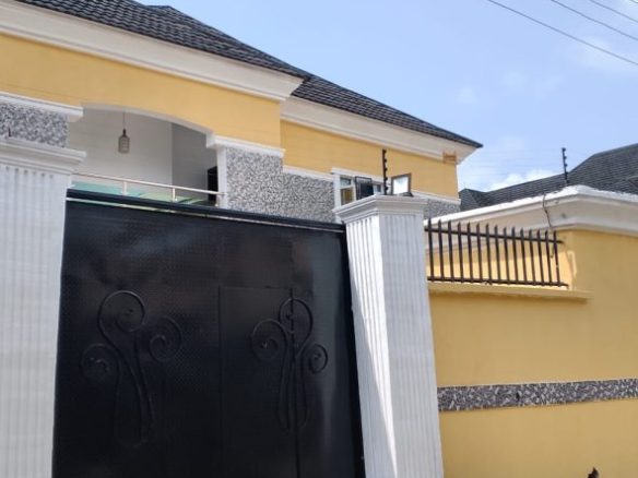 3 bedroom apartment is available
