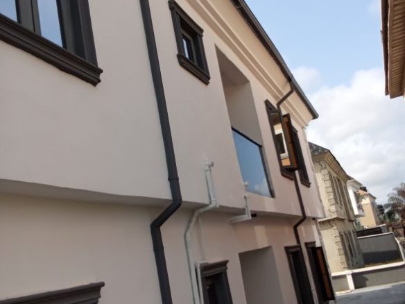 Brand new 3 bedroom apartment is available