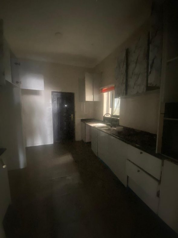8 Units of 3-Bedroom Apartments with BQ
