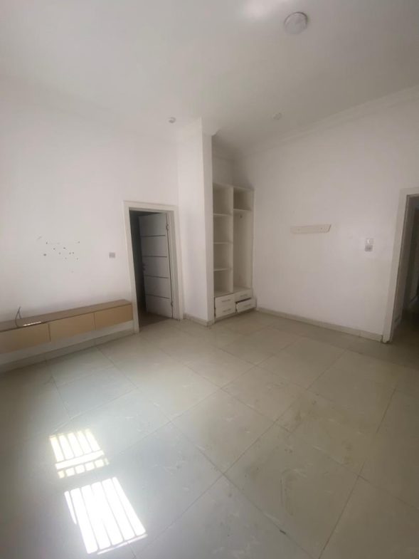 8 Units of 3-Bedroom Apartments with BQ