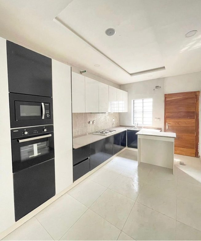 Brand new 4 bedroom semi detached with Bq