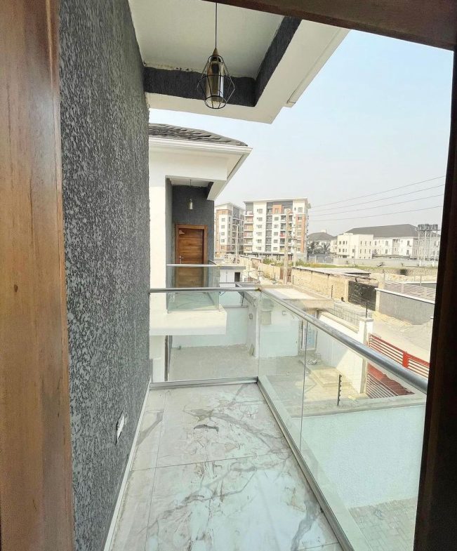 Brand new 4 bedroom semi detached with Bq