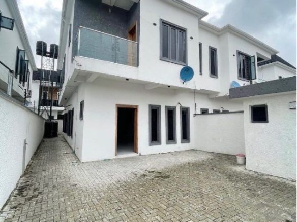 Brand new 4 bedroom semi detached with Bq