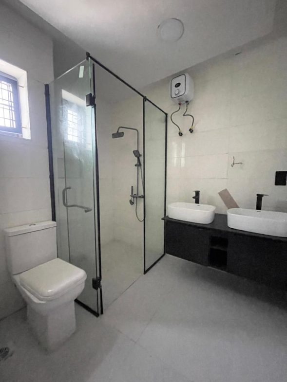 4 bedroom Terrace Duplex with Bq and Private study 