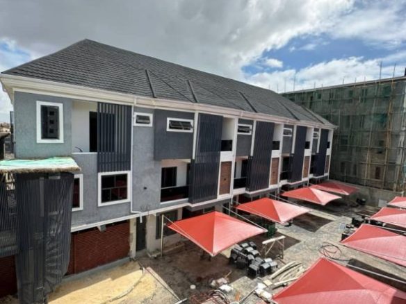 Newly Built Luxury & Spacious 4 BEDROOM TERRACE DUPLEX