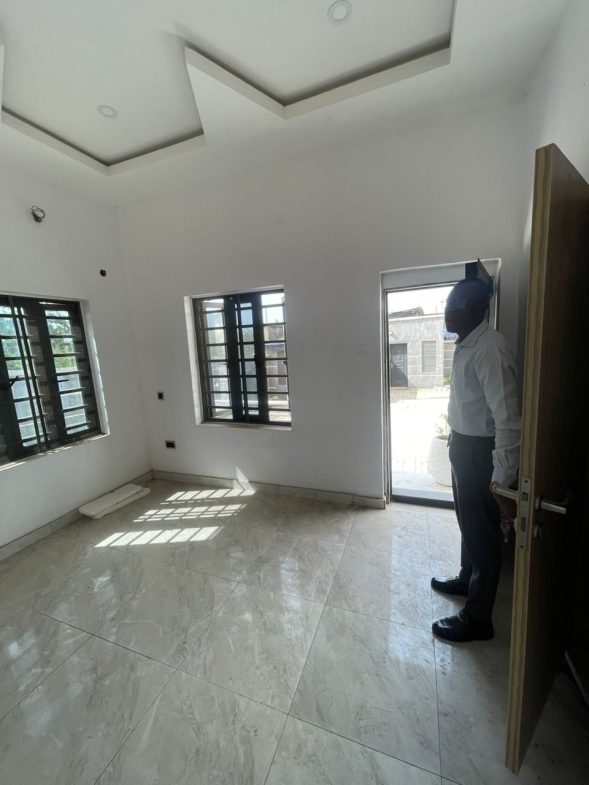 Serviced 2 bedroom Apartment