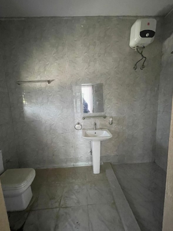 Serviced 2 bedroom Apartment