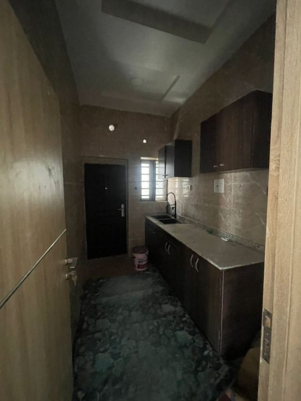 Serviced 2 bedroom Apartment