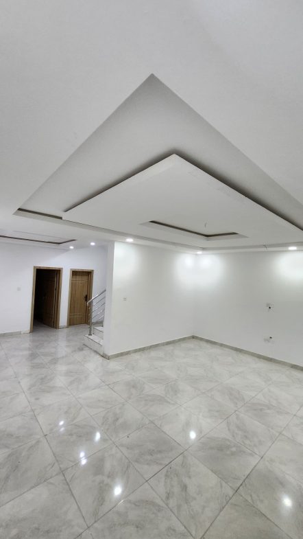 Avocado pearls 3 bedroom terrace duplex with BQ
