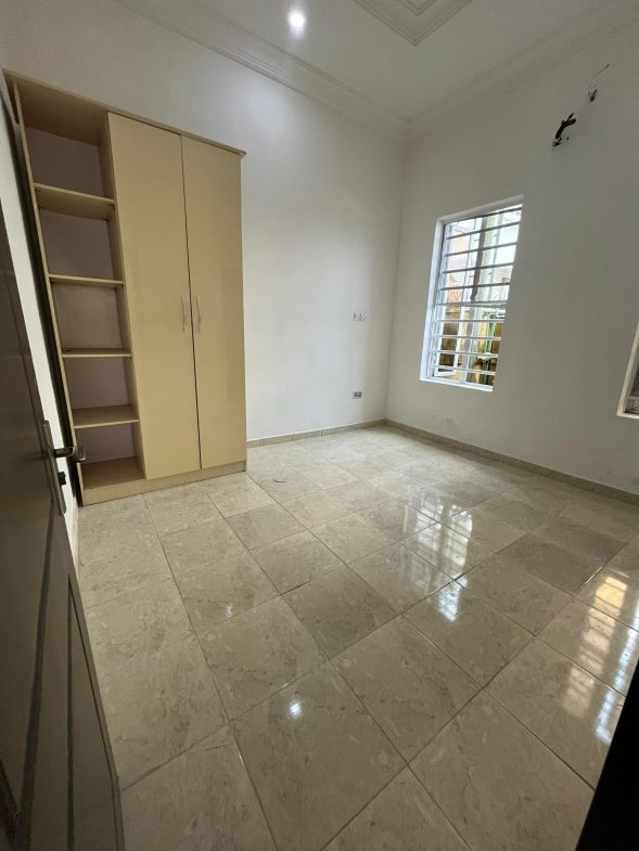 Single Room Shared Apartment