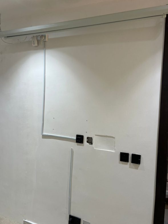 Fully Furnished & Serviced 3 Bedroom Luxury Penthouse For Sale