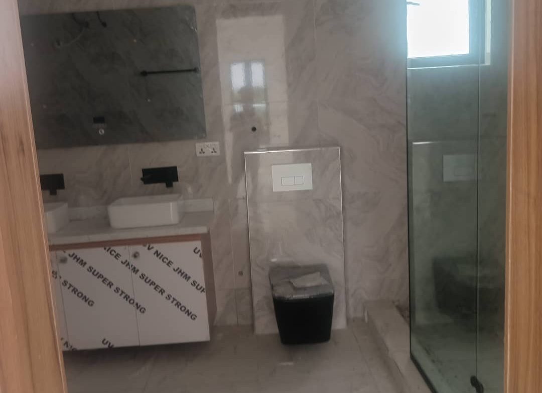 Serviced 3 Bedroom Maisonette with BQ & Swimming Pool for Sale
