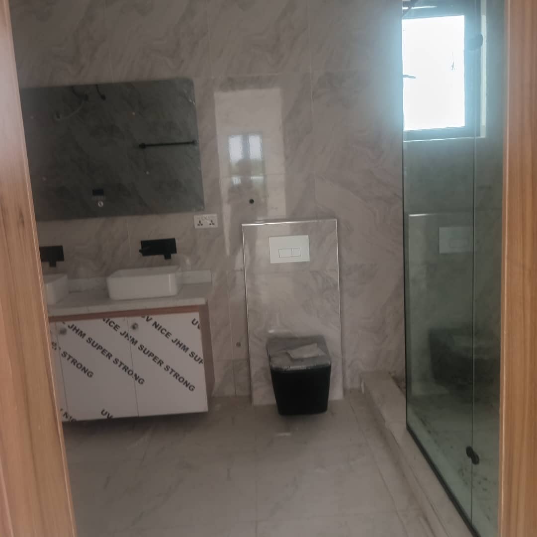Serviced 3 Bedroom Maisonette with BQ & Swimming Pool for Sale