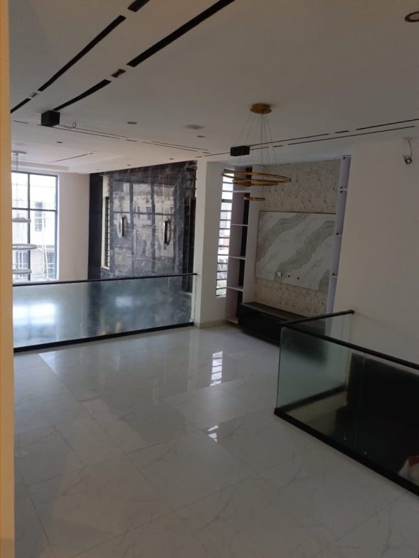 Tastefully Finished, Remarkable & Newly Built 5 Bedroom Luxury Detached Home For Sale