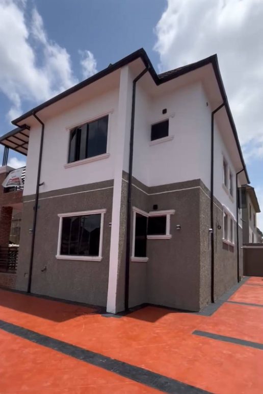 Prestigious 5-Bedroom Fully Detached Luxury Duplex with BQ for Sale in FO1 Kubwa, Abuja