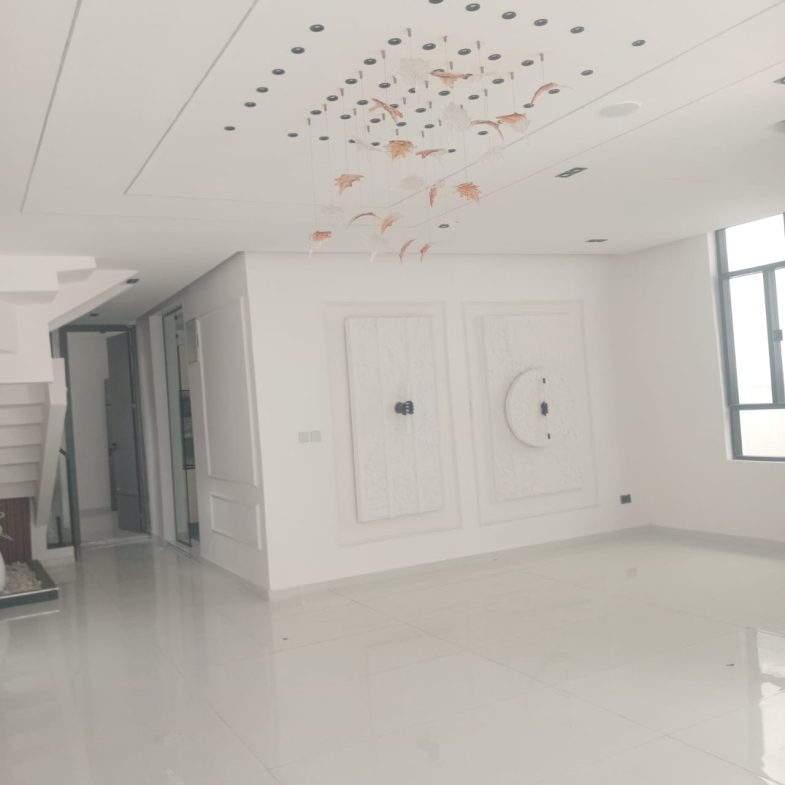 LUXURY 5-BEDROOM FULLY DETACHED DUPLEX WITH BQ & SWIMMING POOL